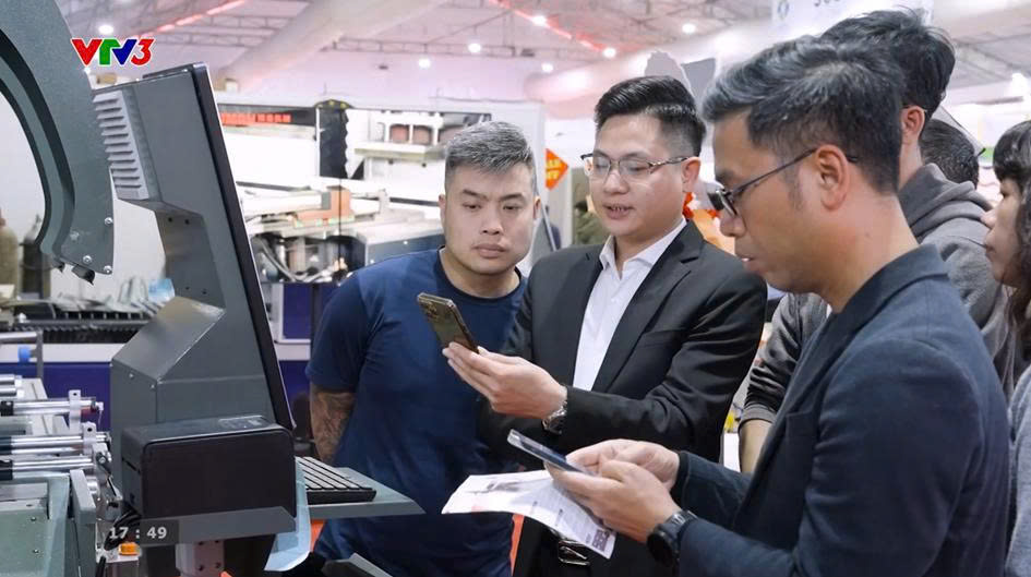 SME-quang-cao-tren-chuong-trinh-VTV