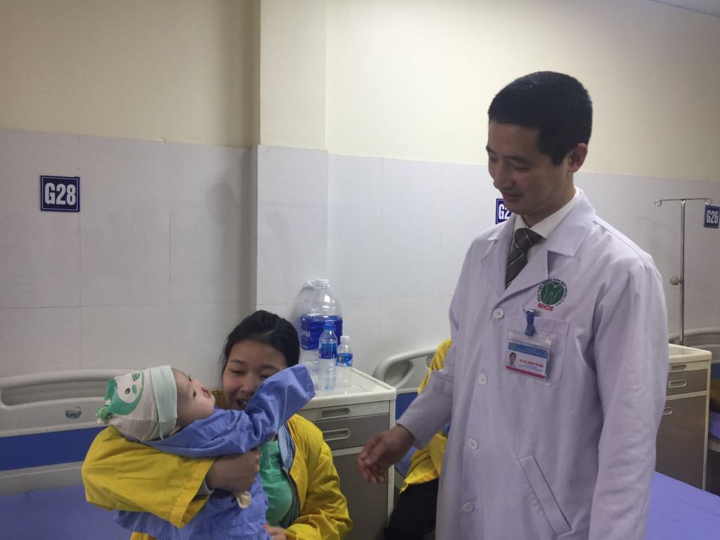 booking-chuyen-gia-bac-si-nguyen-tan-van-rang-ham-mat-trung-uong