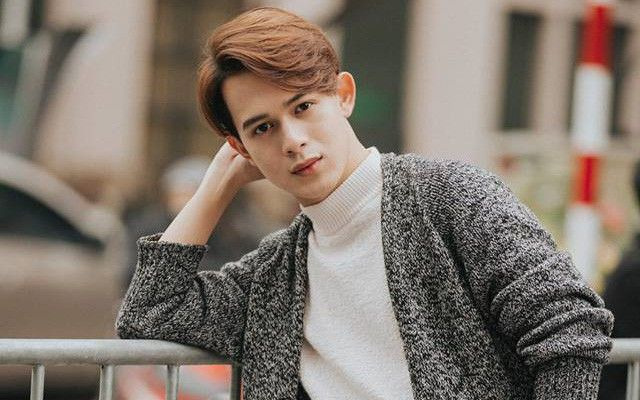 booking-dien-vien-quang-anh