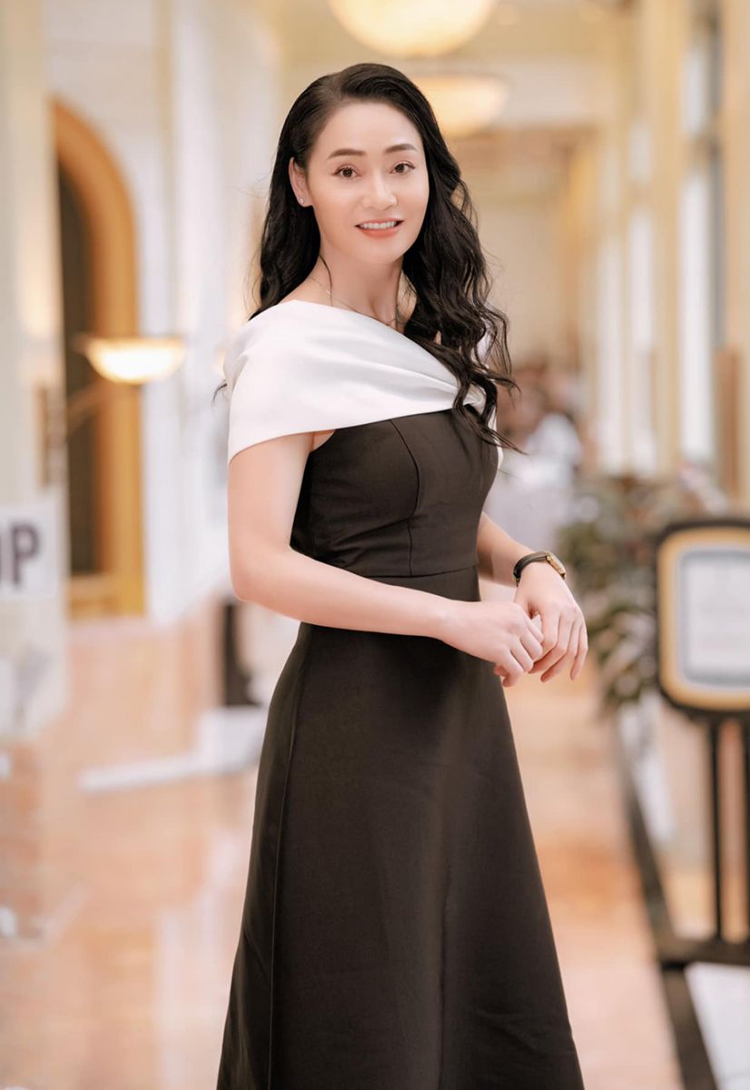 booking-dien-vien-kols-noi-tieng-quach-thu-phuong-chi-phi-nhu-the-nao