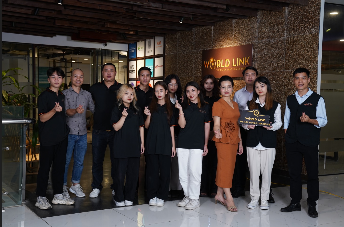 world link media tuyển dụng biên tập viên truyền hình