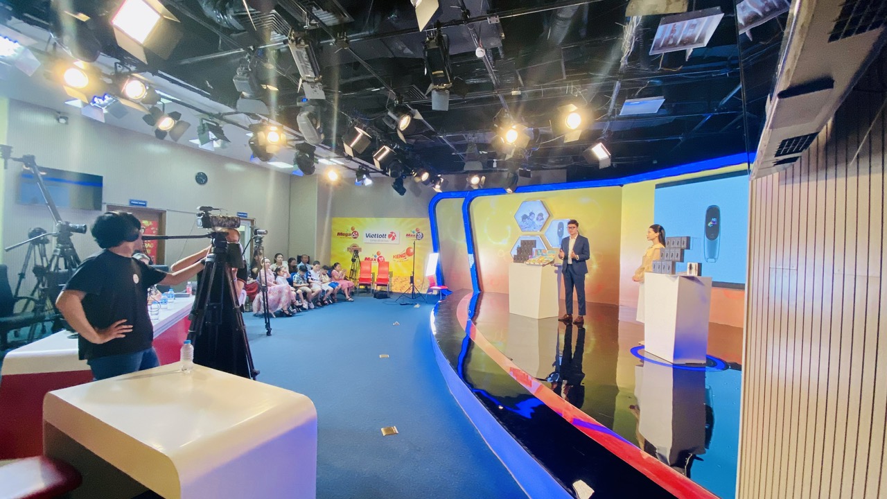 hậu trường tvshopping bút gia sư Zebra vtc6