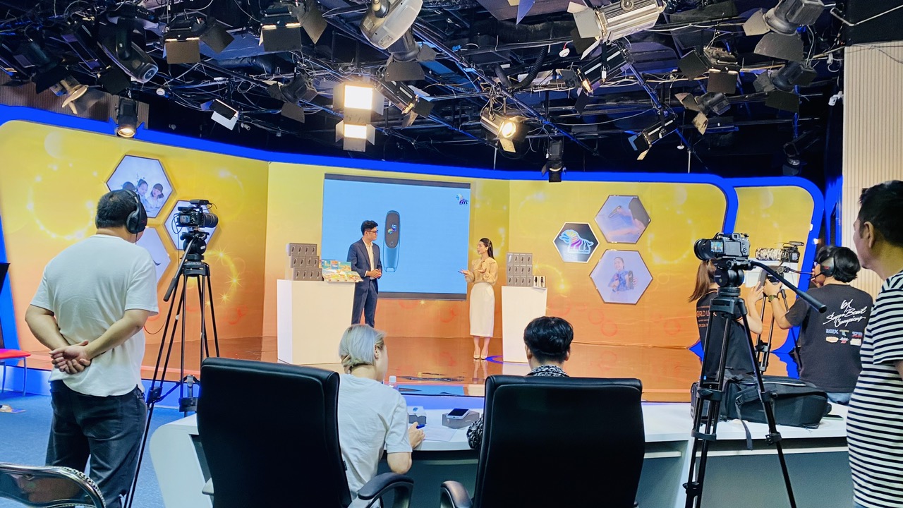 hậu trường sản xuất chương trình tvshopping